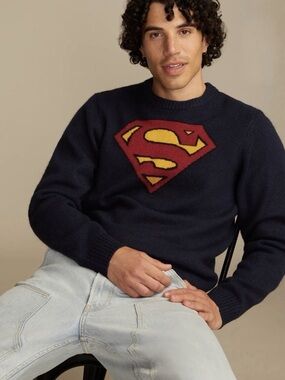 Lucky Brand Men’s Superman Sweater-size Medium *like NEW*
